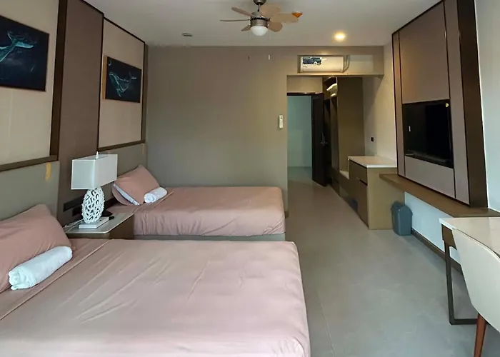 Hotel Peninsula And 2*